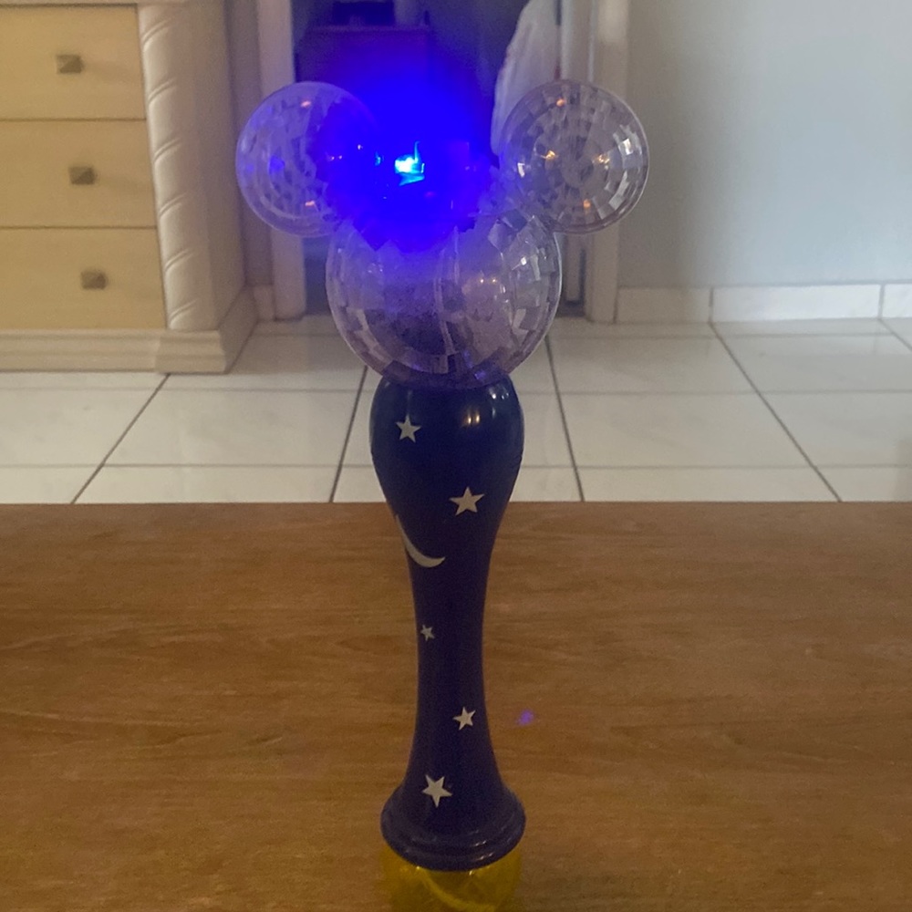 Disney Mickey bubble wand